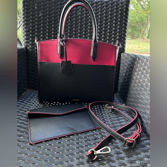Nine West Handbags - Nine West Bag